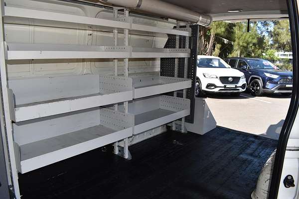 2017 Toyota Hiace KDH201R LWB