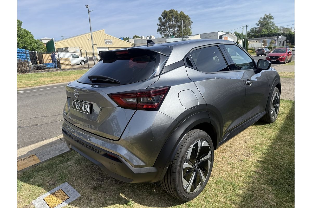 2024 Nissan JUKE ST-L F16