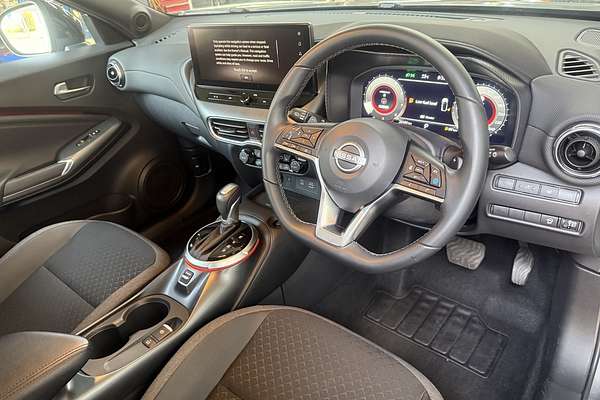 2024 Nissan JUKE ST-L F16
