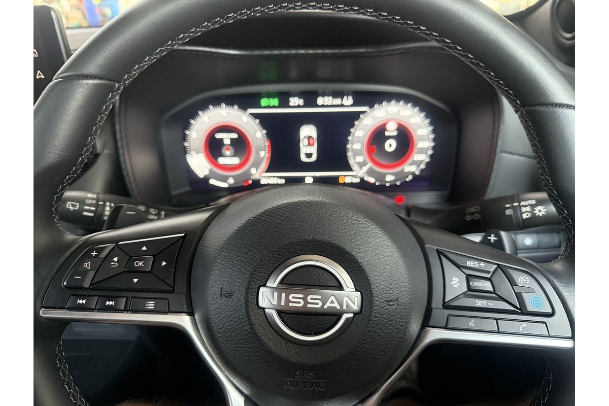 2024 Nissan JUKE ST-L F16