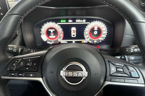 2024 Nissan JUKE ST-L F16