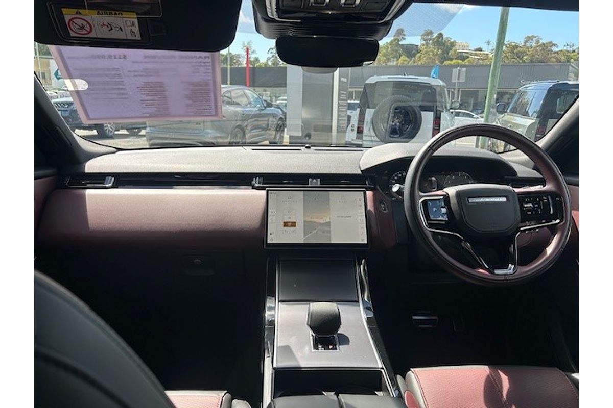 2024 Land Rover Range Rover Velar PHEV P400e Dynamic HSE L560