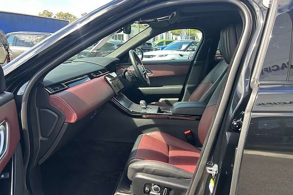 2024 Land Rover Range Rover Velar PHEV P400e Dynamic HSE L560