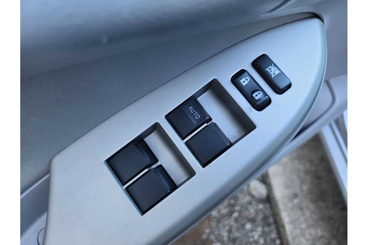 2012 Toyota Corolla LE