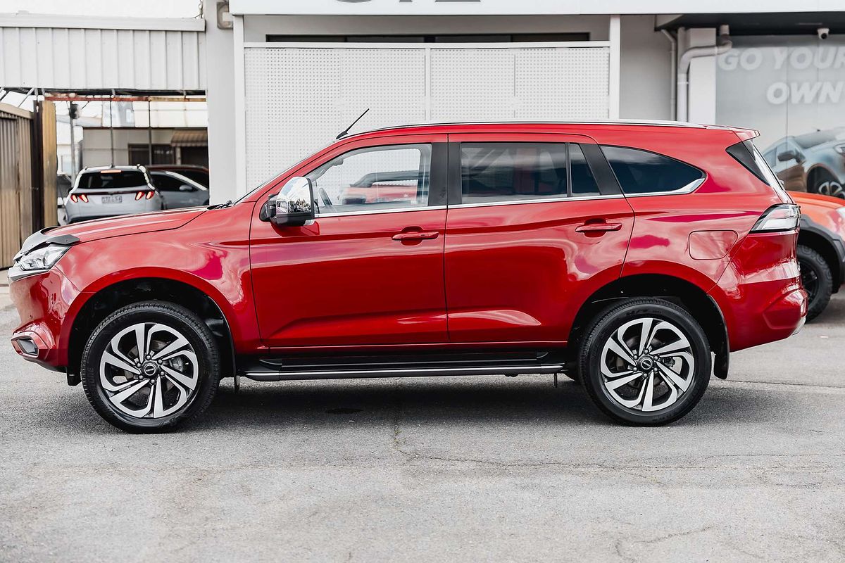 2022 Isuzu MU-X LS-T