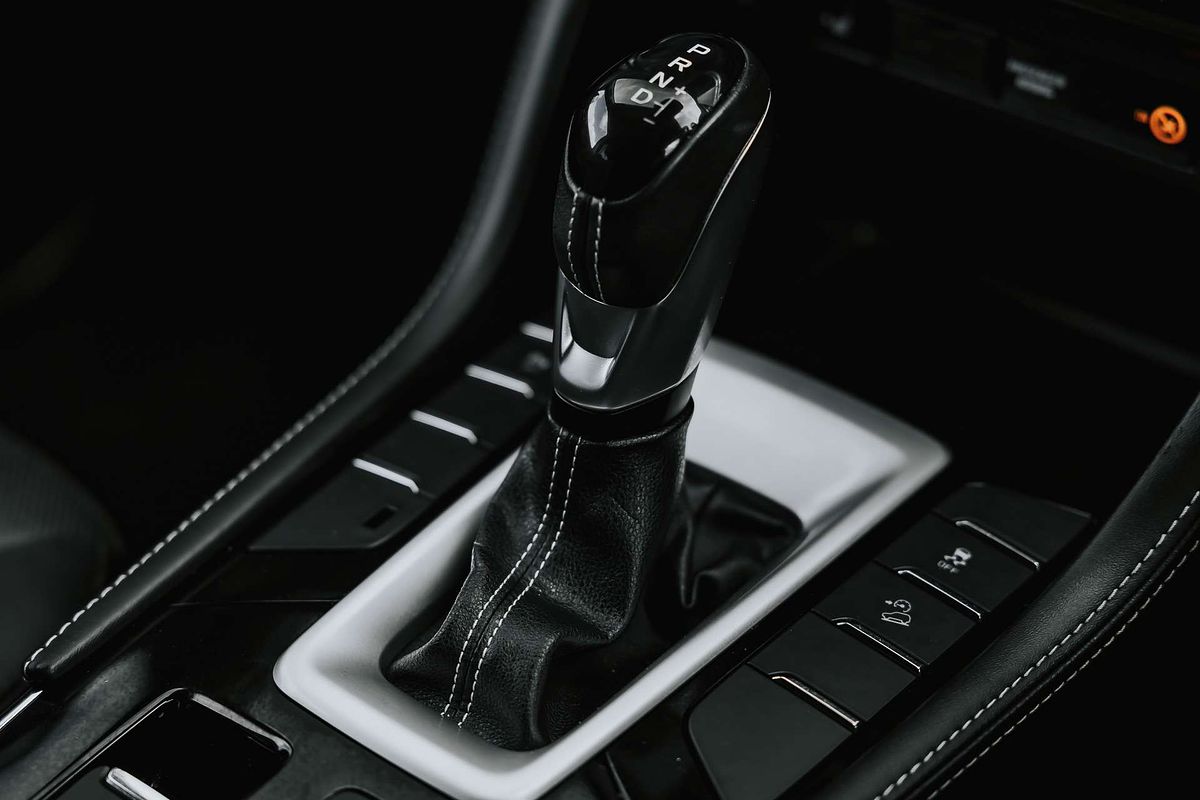 2022 Isuzu MU-X LS-T