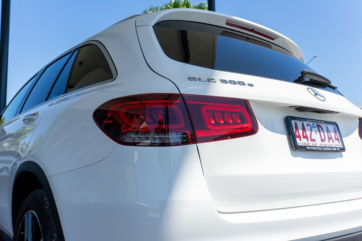 2021 Mercedes-Benz GLC-Class GLC300 e X253