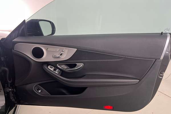 2019 Mercedes-Benz C-Class C200 C205 thumb-9