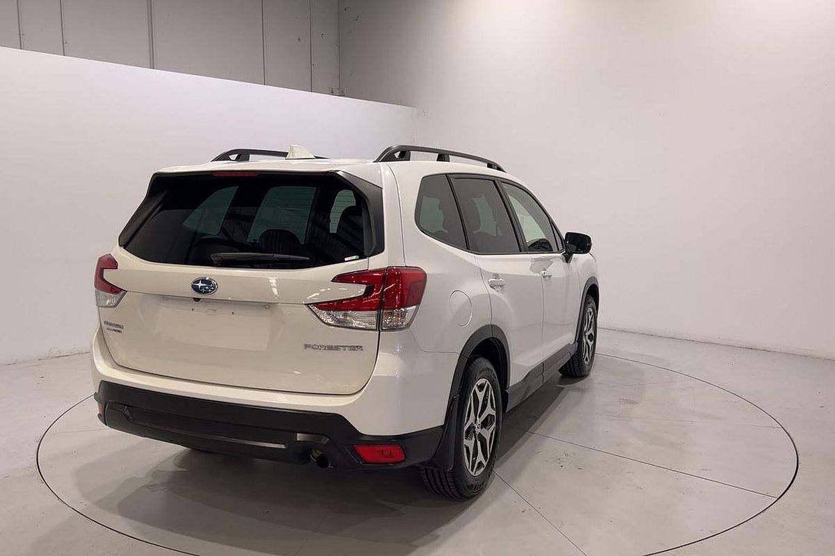 2023 Subaru Forester 2.5i S5