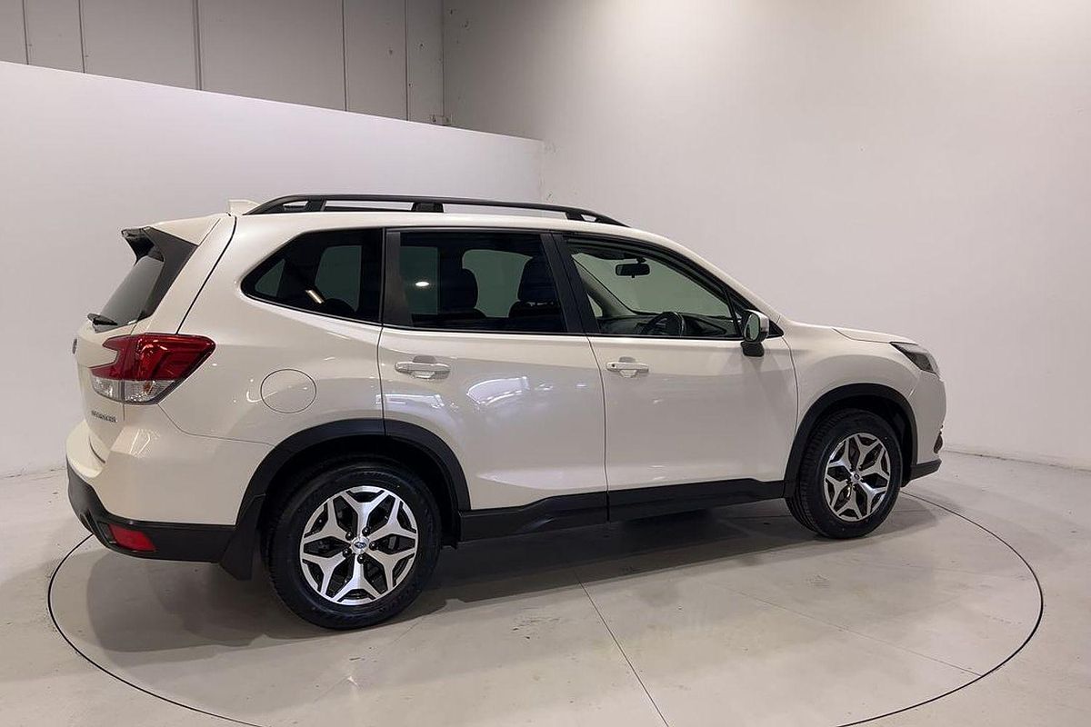 2023 Subaru Forester 2.5i S5