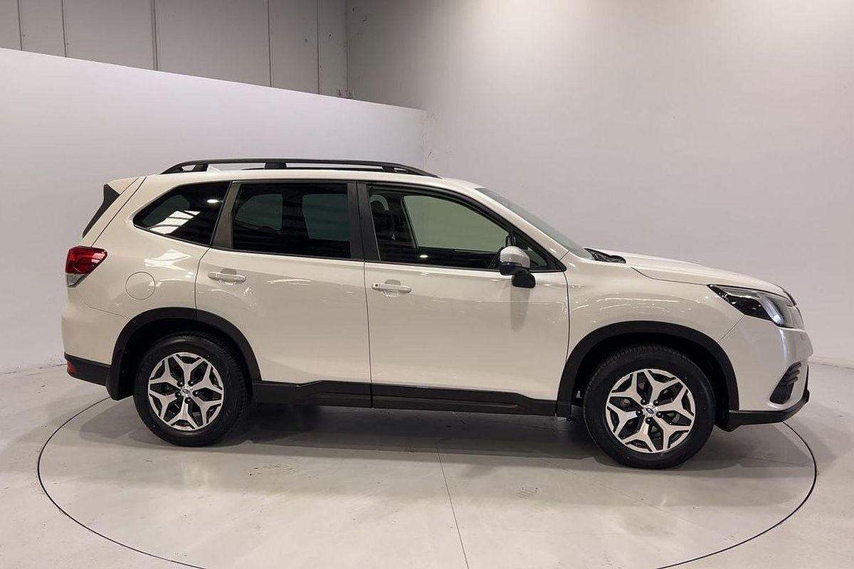 2023 Subaru Forester 2.5i S5