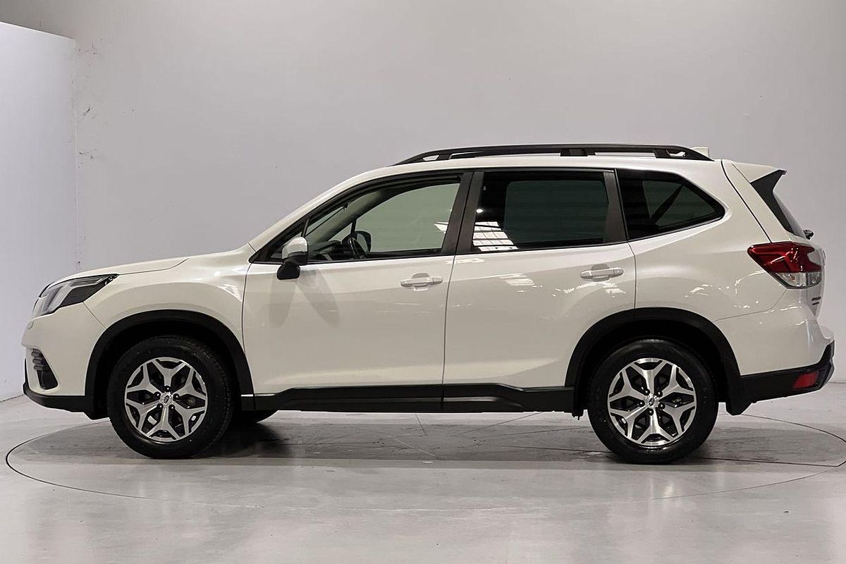 2023 Subaru Forester 2.5i S5