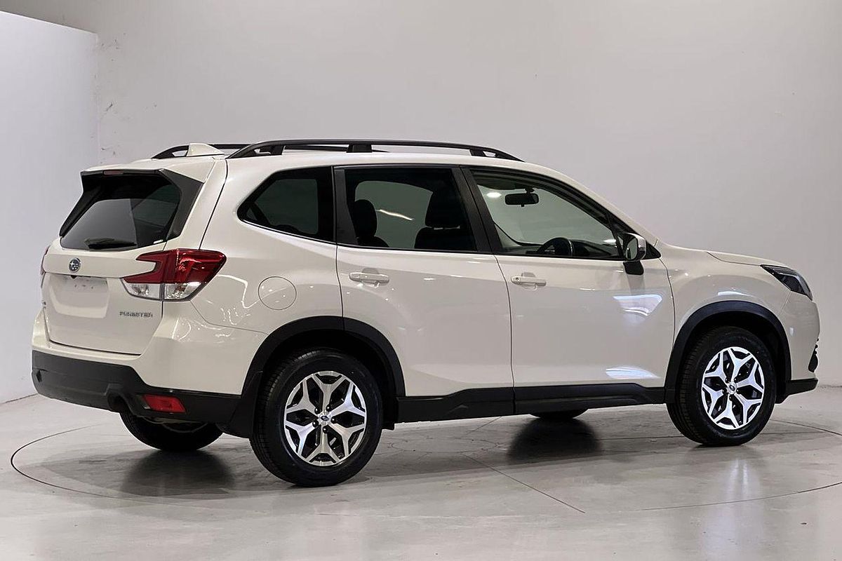 2023 Subaru Forester 2.5i S5