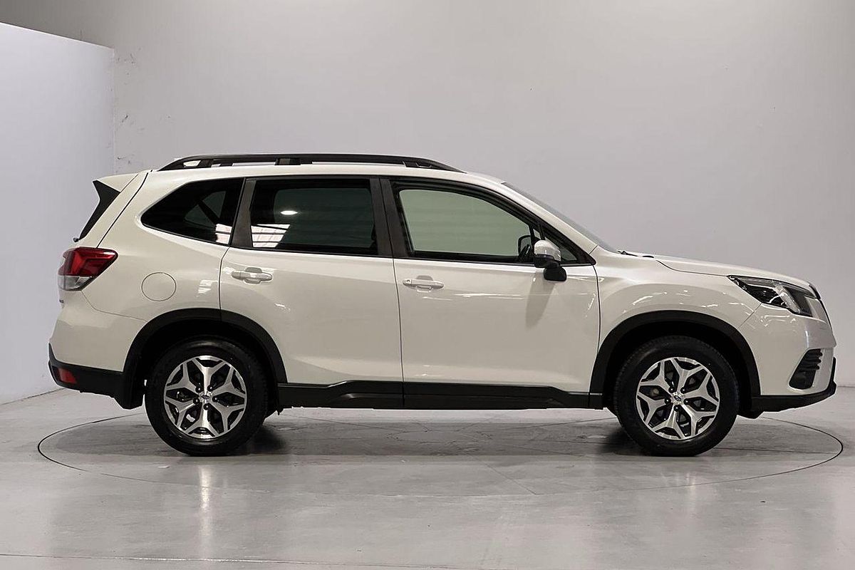 2023 Subaru Forester 2.5i S5