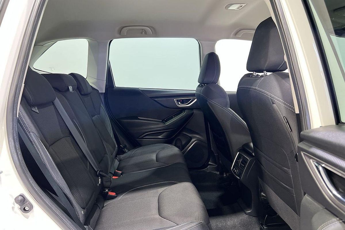 2023 Subaru Forester 2.5i S5