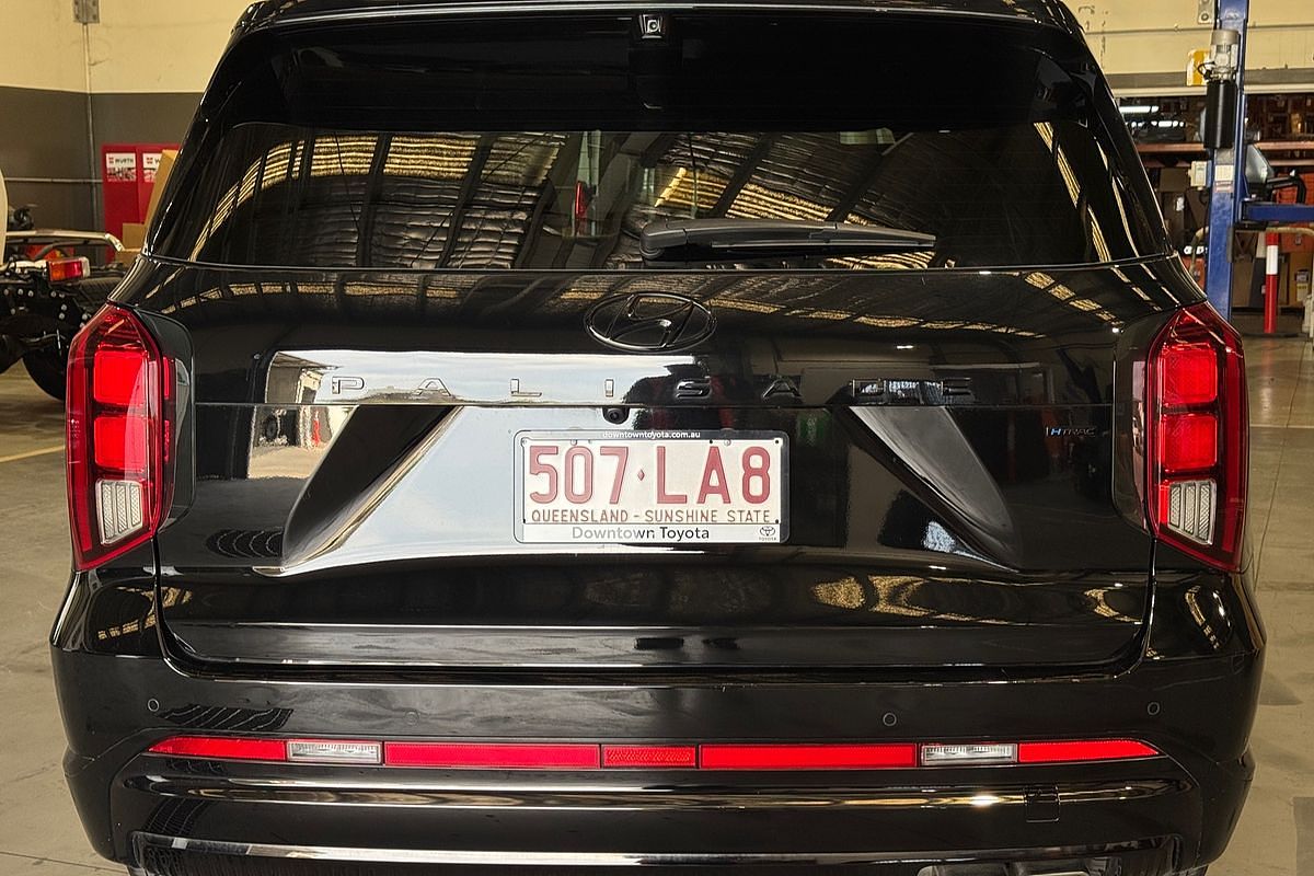 2024 Hyundai Palisade Calligraphy Black Ink LX2.V4