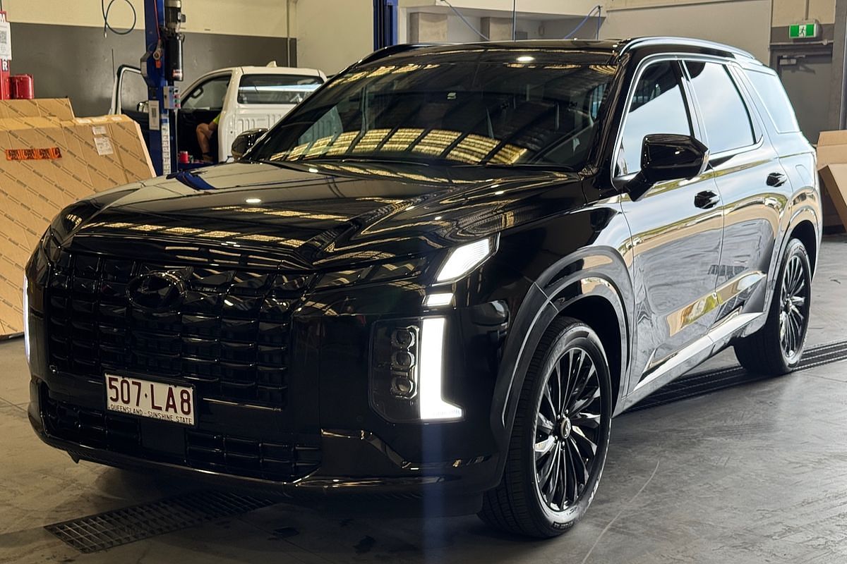 2024 Hyundai Palisade Calligraphy Black Ink LX2.V4