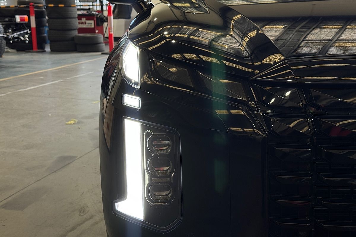 2024 Hyundai Palisade Calligraphy Black Ink LX2.V4