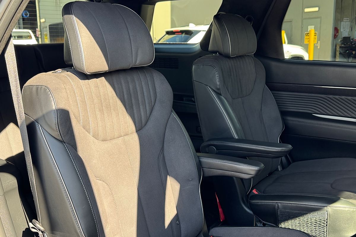 2024 Hyundai Palisade Calligraphy Black Ink LX2.V4