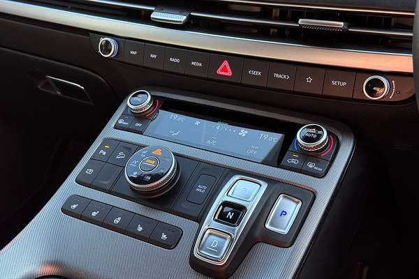 2024 Hyundai Palisade Calligraphy Black Ink LX2.V4