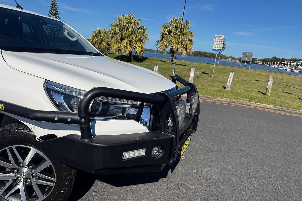 2019 Toyota Hilux SR5 GUN126R 4X4