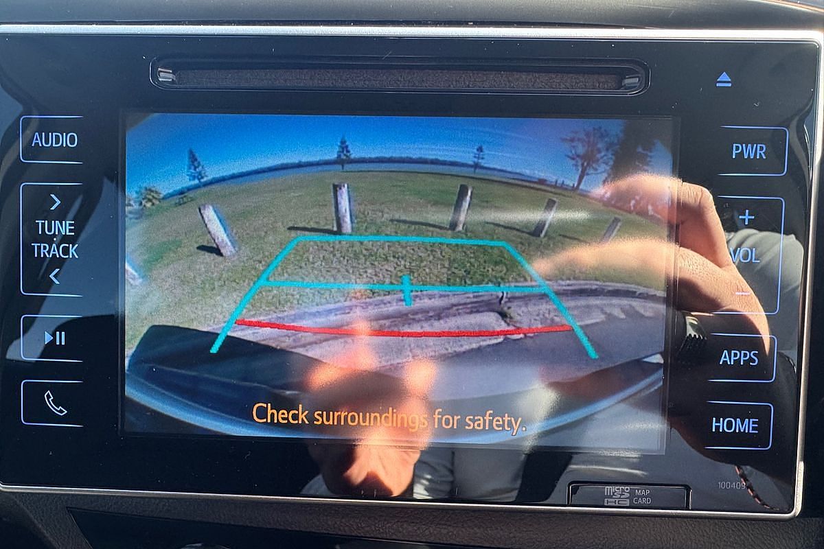 2019 Toyota Hilux SR5 GUN126R 4X4