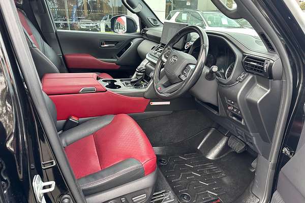 2022 Toyota Landcruiser GR Sport FJA300R