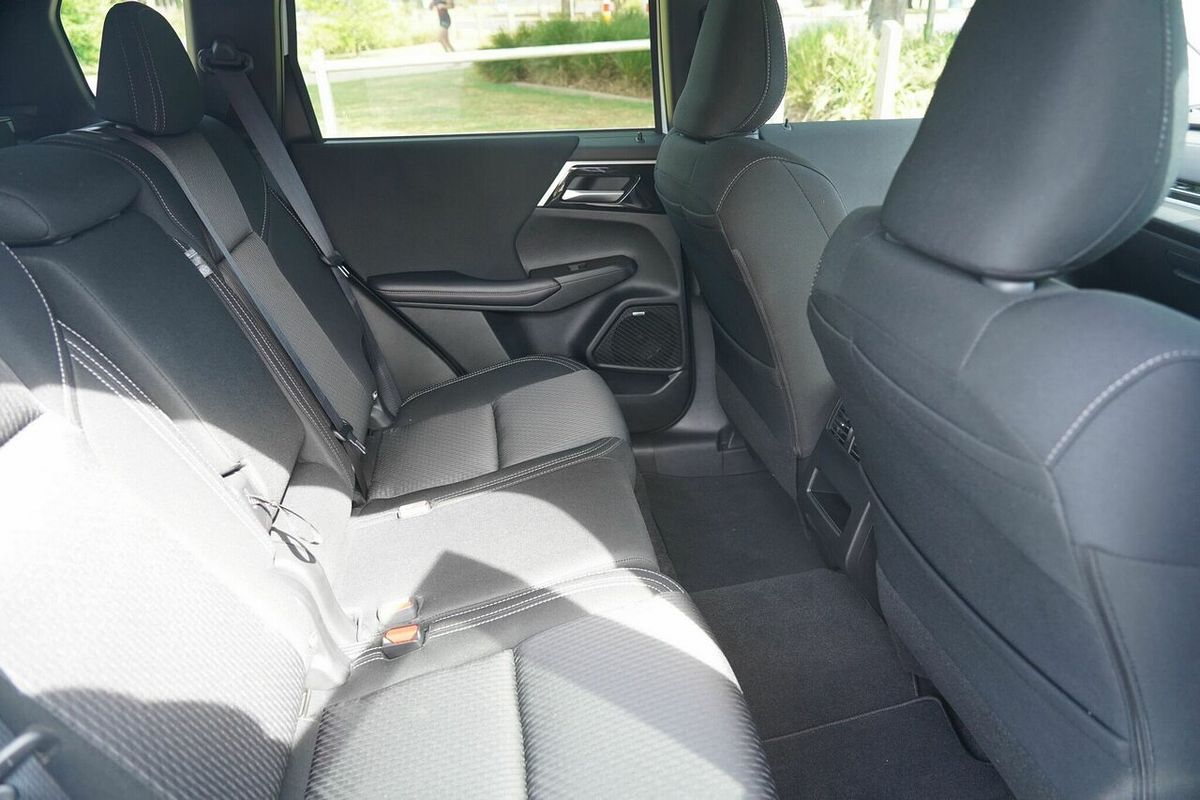 2025 Mitsubishi Outlander LS ZM