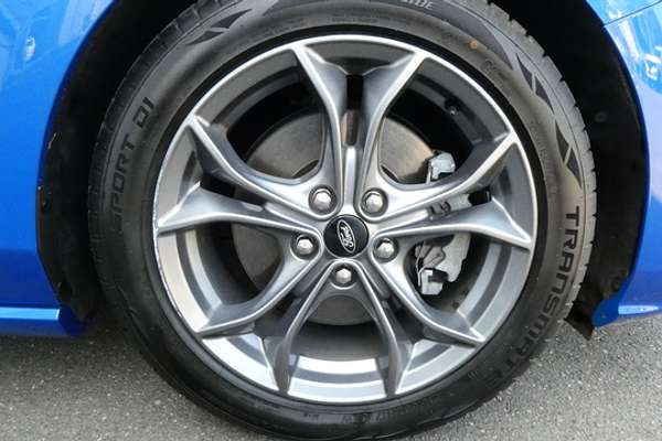 2020 Ford Focus ST-Line SA