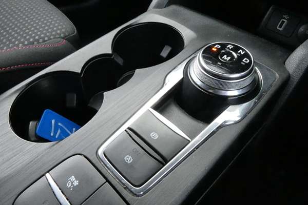 2020 Ford Focus ST-Line SA