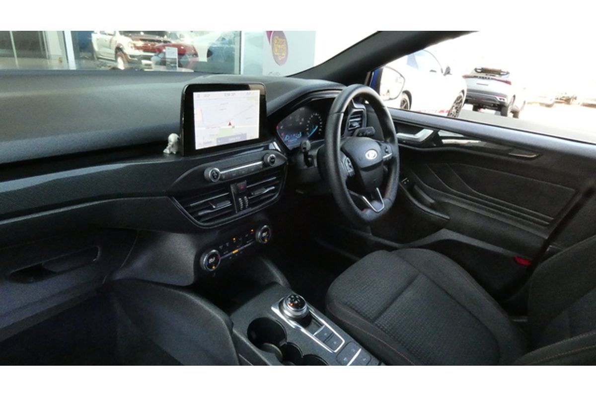 2020 Ford Focus ST-Line SA