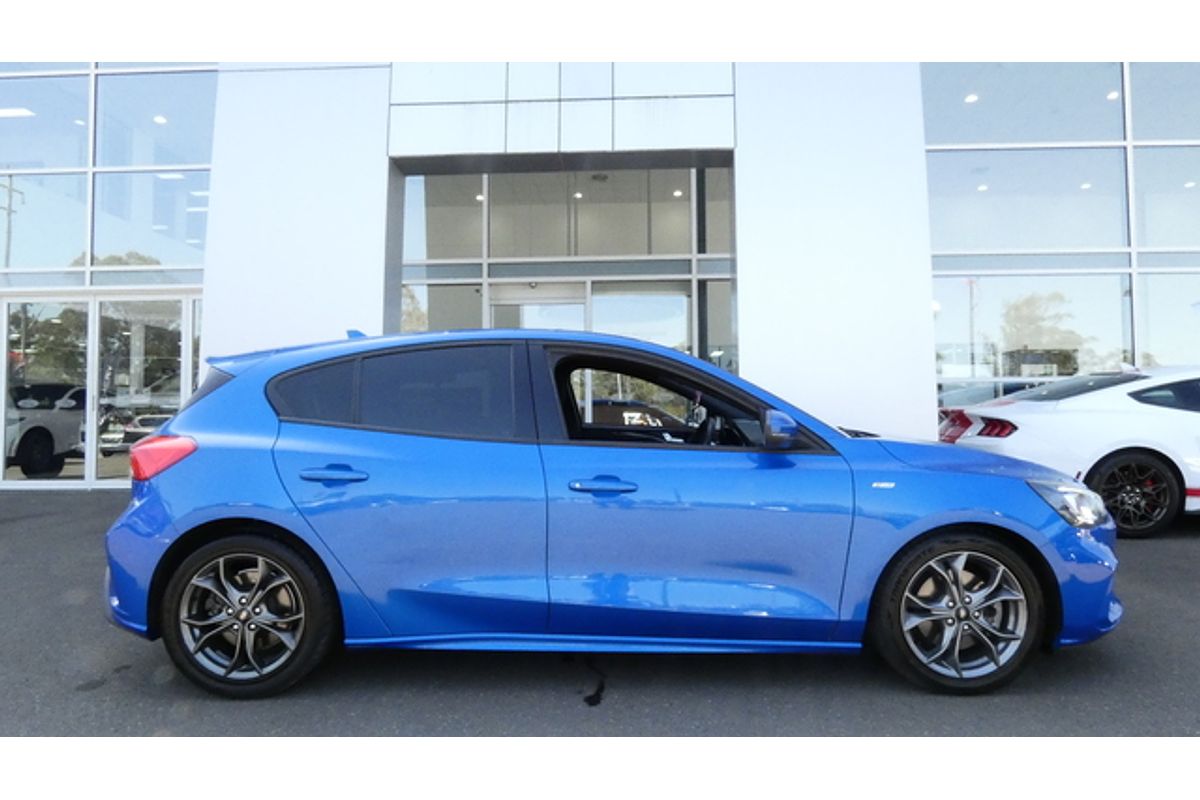 2020 Ford Focus ST-Line SA