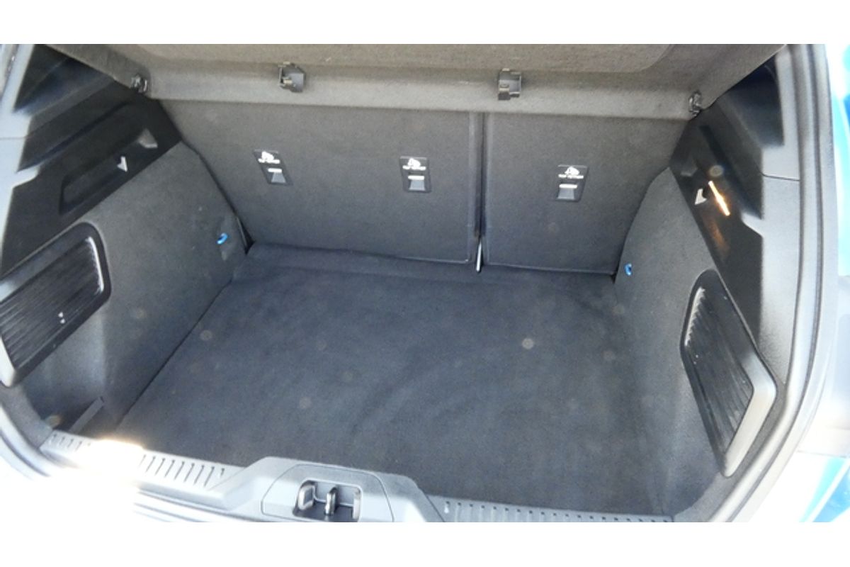 2020 Ford Focus ST-Line SA