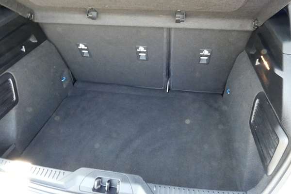 2020 Ford Focus ST-Line SA