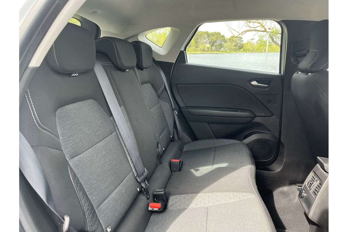 2022 Renault Captur Zen XJB