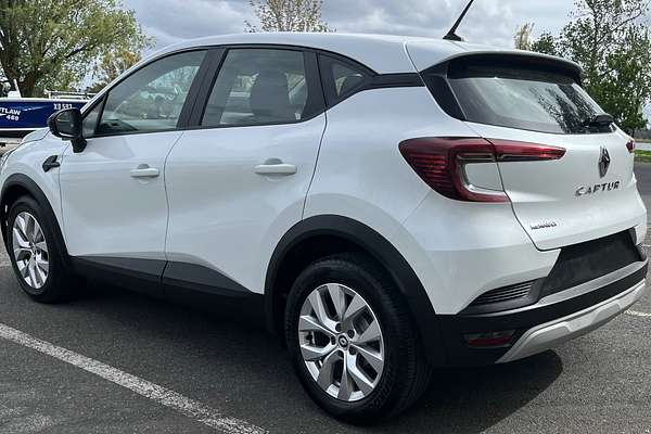 2022 Renault Captur Zen XJB