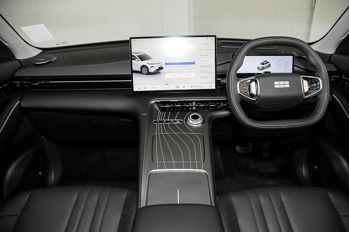 2025 Geely Starray EM-i Complete P145