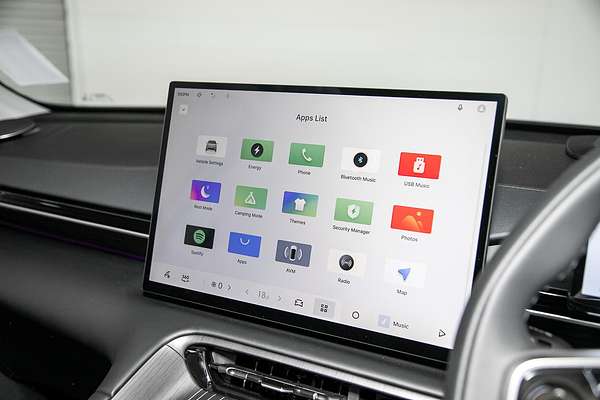 2025 Geely Starray EM-i Complete P145