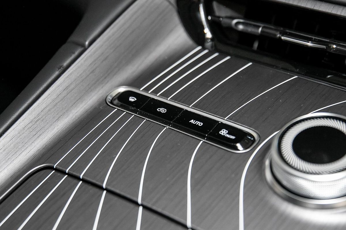 2025 Geely Starray EM-i Complete P145