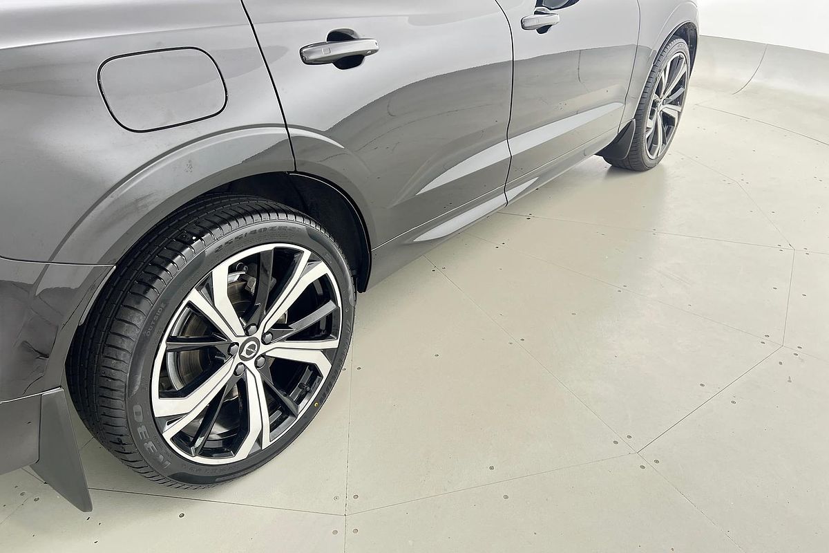 2021 Volvo XC60 T6 R-Design