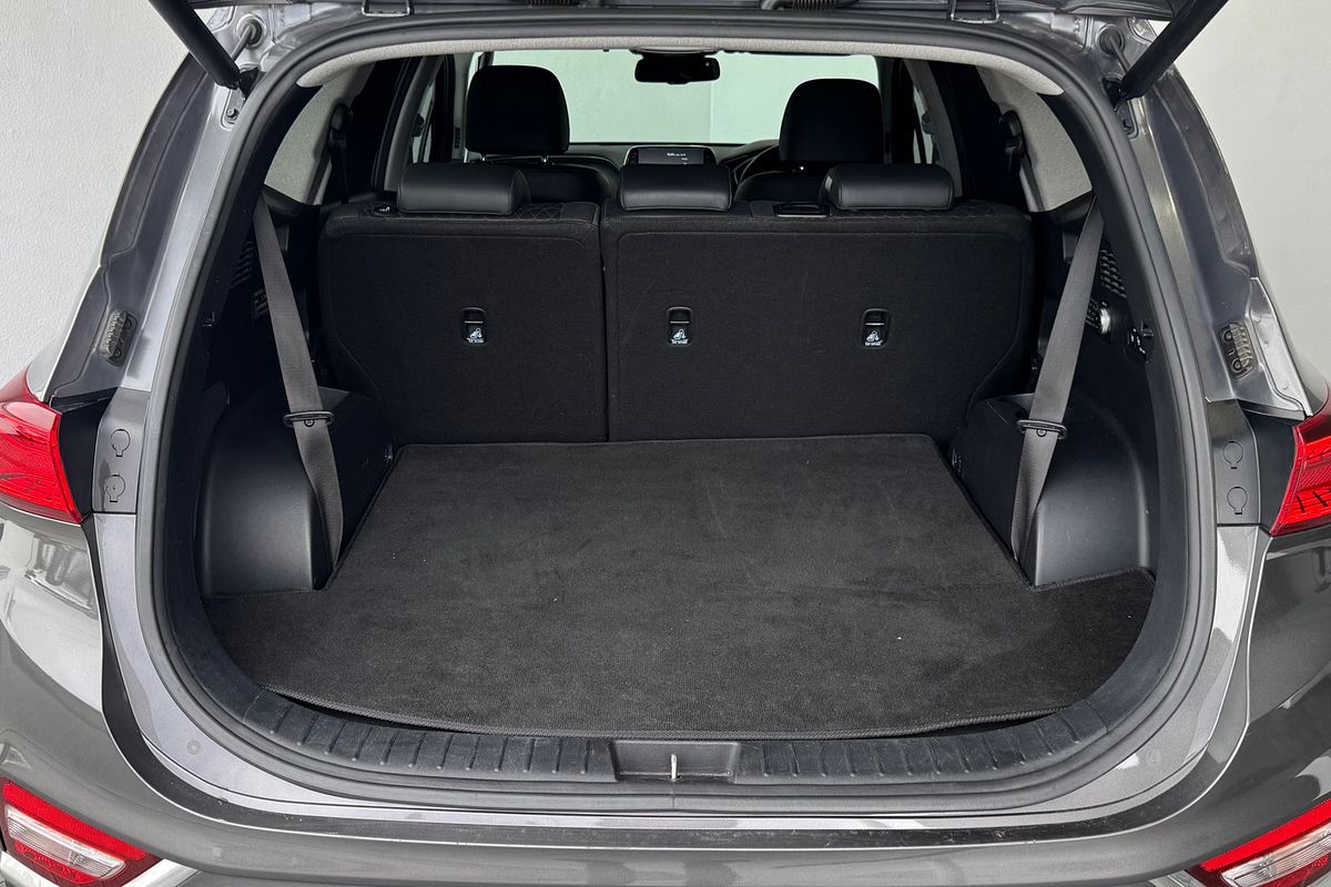 2019 Hyundai Santa Fe Highlander TM.2
