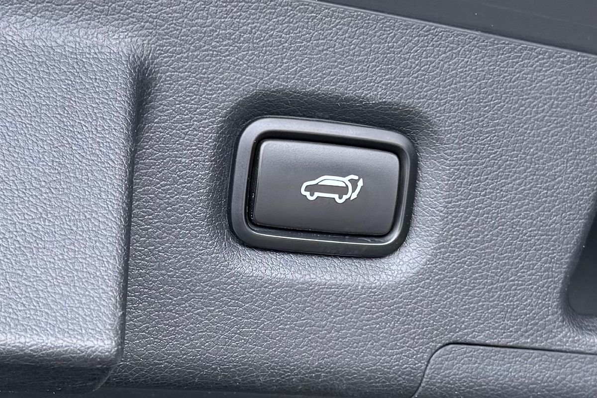 2019 Hyundai Santa Fe Highlander TM.2