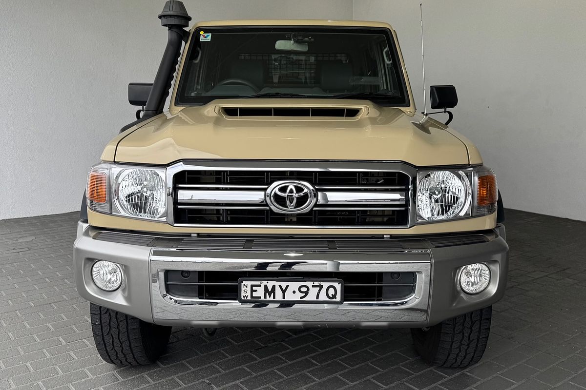 2020 Toyota Landcruiser GXL VDJ79R