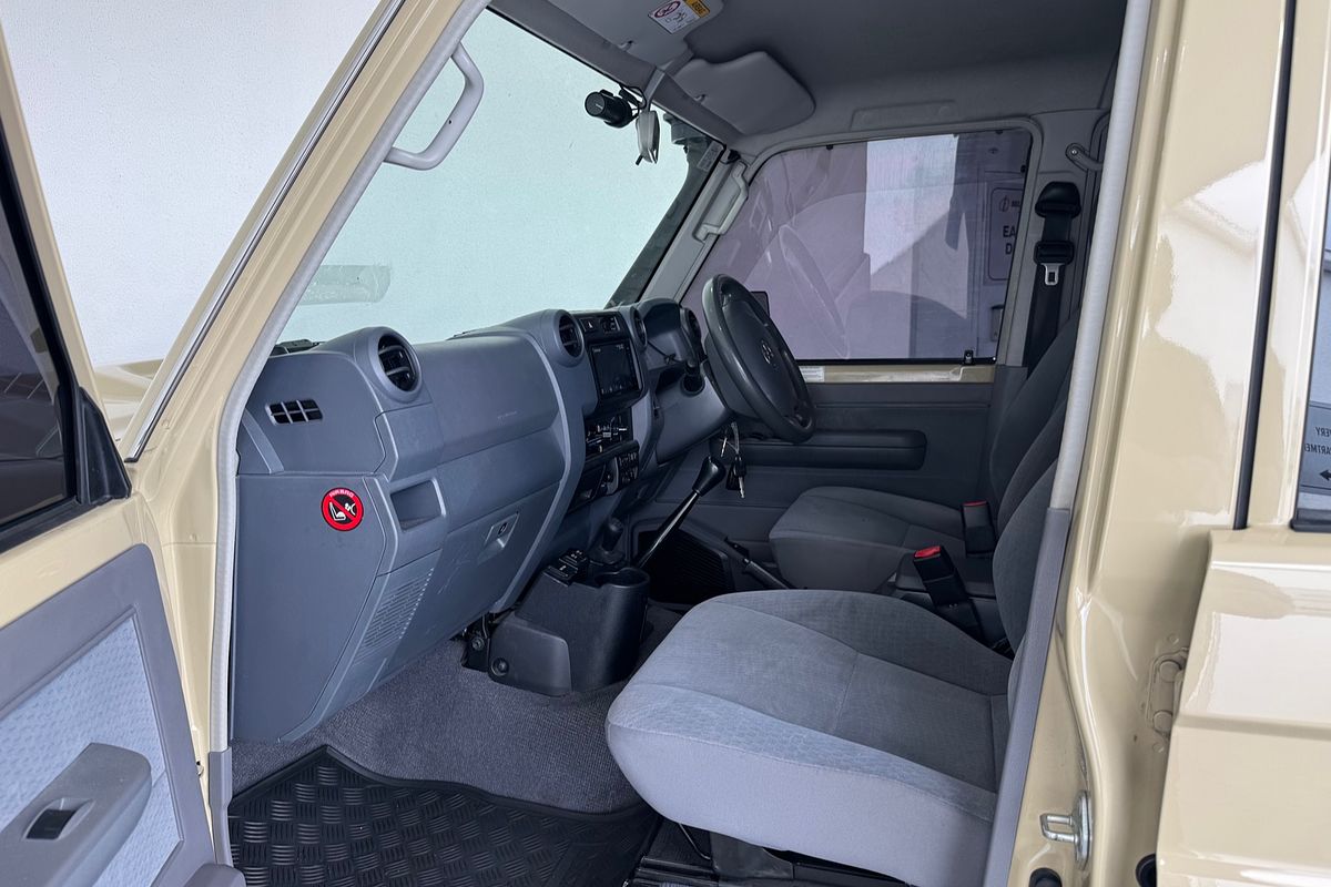 2020 Toyota Landcruiser GXL VDJ79R