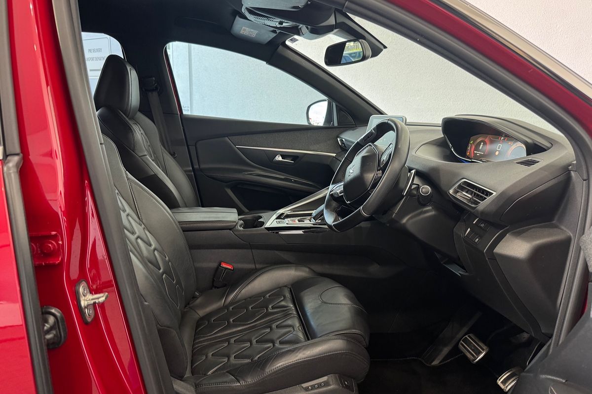 2017 Peugeot 3008 GT Line P84