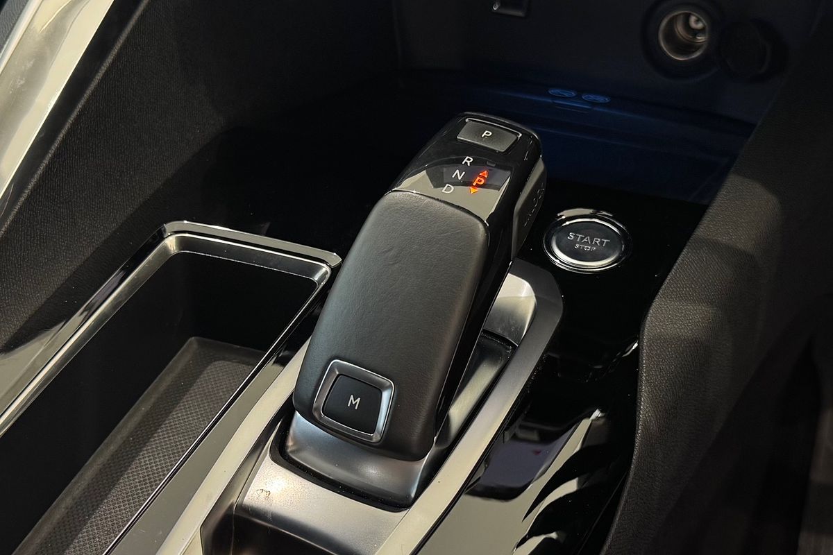 2017 Peugeot 3008 GT Line P84