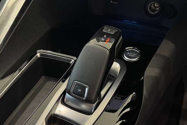 2017 Peugeot 3008 GT Line P84