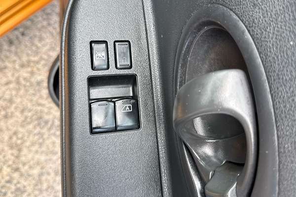 2012 Nissan Micra ST K13