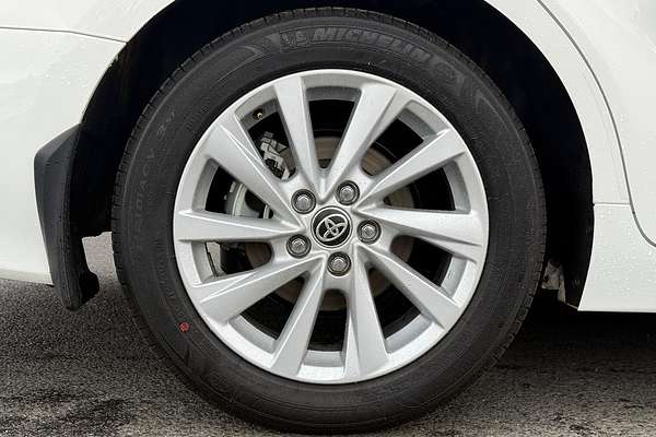 2021 Toyota Camry Ascent AXVH70R