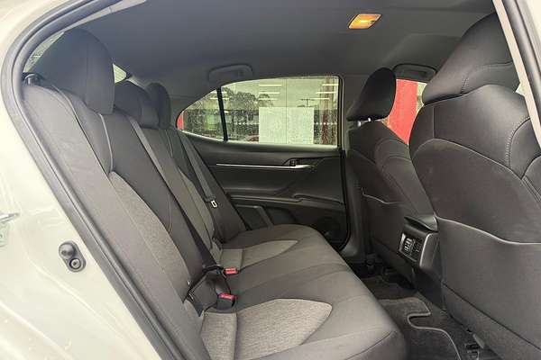 2021 Toyota Camry Ascent AXVH70R